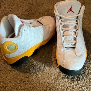 Boys Jordan’s size 2